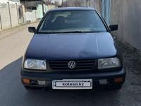 Volkswagen Vento 1994 годаfor1 200 000 тг. в Тараз