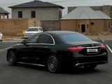 Mercedes-Benz S 580 2022 годаfor80 000 000 тг. в Шымкент – фото 2