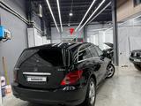Mercedes-Benz R 500 2006 года за 6 000 000 тг. в Алматы – фото 2
