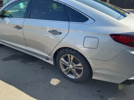 Hyundai Sonata 2020 года за 8 350 000 тг. в Алматы – фото 2