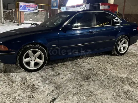 BMW 528 1998 года за 2 600 000 тг. в Астана