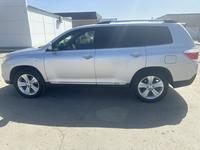 Toyota Highlander 2012 года за 13 200 000 тг. в Астана