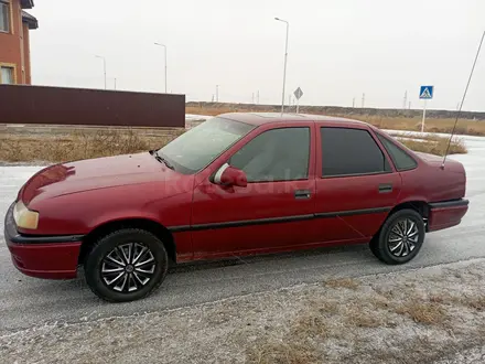 Opel Vectra 1994 года за 1 400 000 тг. в Атырау – фото 2