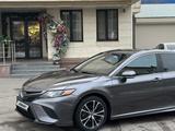 Toyota Camry 2020 годаfor12 600 000 тг. в Алматы – фото 3