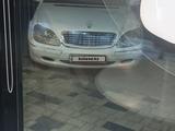 Mercedes-Benz S 320 1999 года за 2 250 000 тг. в Атырау – фото 4