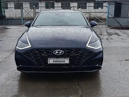 Hyundai Sonata 2020 года за 14 000 000 тг. в Алматы – фото 18