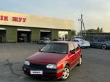 Volkswagen Golf 1992 года за 900 000 тг. в Алматы