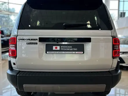 Toyota Land Cruiser Prado Luxe 2025 года за 47 690 000 тг. в Алматы – фото 8