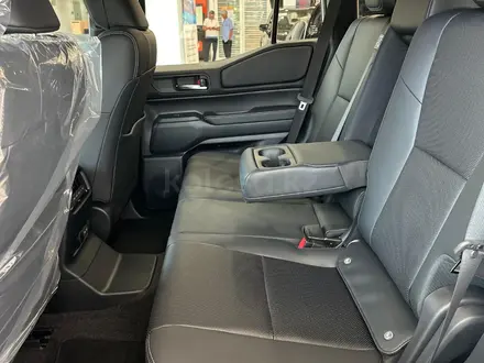 Toyota Land Cruiser Prado Luxe 2025 года за 47 690 000 тг. в Алматы – фото 12