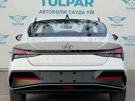 Hyundai Elantra 2024 года за 9 290 000 тг. в Алматы – фото 3