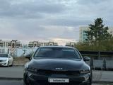 Kia K5 2023 года за 10 500 000 тг. в Семей – фото 2