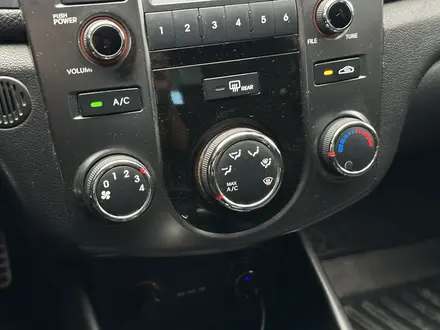 Kia Cerato 2013 года за 5 300 000 тг. в Атырау – фото 20