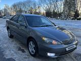 Toyota Camry 2004 года за 5 100 000 тг. в Астана