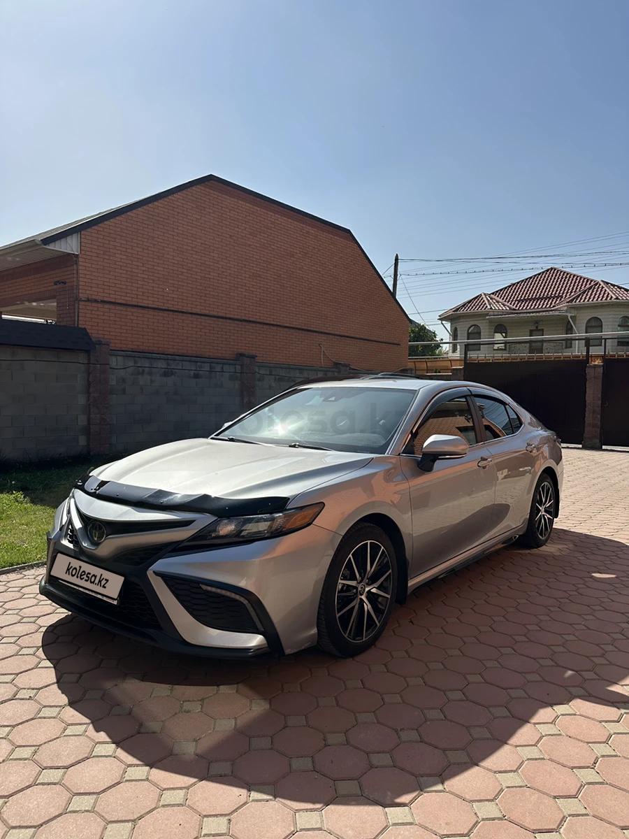 Toyota Camry 2022 г.