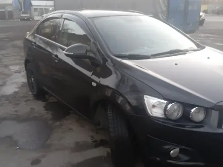 Chevrolet Aveo 2014 года за 3 700 000 тг. в Алматы – фото 2