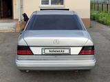 Mercedes-Benz E 230 1992 года за 1 500 000 тг. в Талдыкорган – фото 4