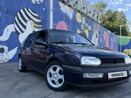 Volkswagen Golf 1993 года за 1 370 000 тг. в Алматы