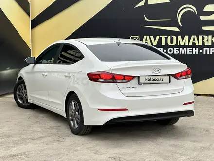 Hyundai Elantra 2016 года за 7 500 000 тг. в Атырау – фото 4