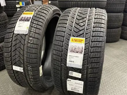 Зимние разно размерные шины Pirelli Winter Sottozero III за 450 000 тг. в Алматы