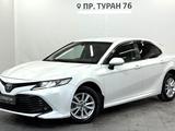 Toyota Camry Comfort 2019 года за 12 790 000 тг. в Астана