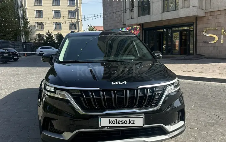 Kia Carnival 2023 года за 19 000 000 тг. в Шымкент