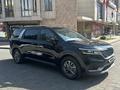 Kia Carnival 2023 года за 19 000 000 тг. в Шымкент – фото 2