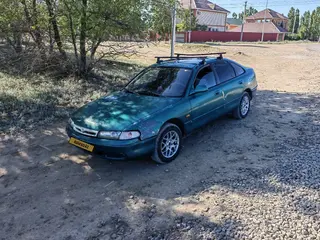Mazda Cronos