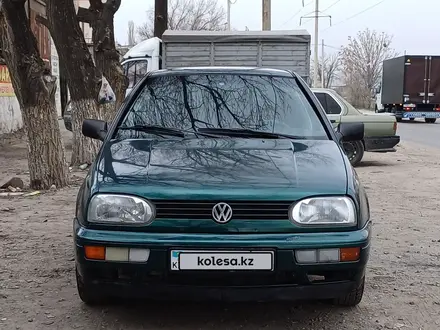 Volkswagen Golf 1997 года за 1 900 000 тг. в Тараз – фото 2