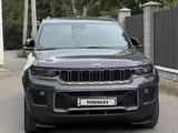 Jeep Grand Cherokee 2021 годаүшін35 000 000 тг. в Алматы – фото 2