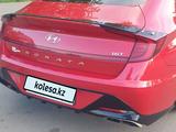 Hyundai Sonata 2020 годаүшін9 500 000 тг. в Петропавловск – фото 2