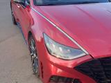 Hyundai Sonata 2020 годаүшін9 500 000 тг. в Петропавловск – фото 3
