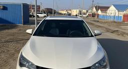 Toyota Camry 2016 годаүшін6 300 000 тг. в Атырау