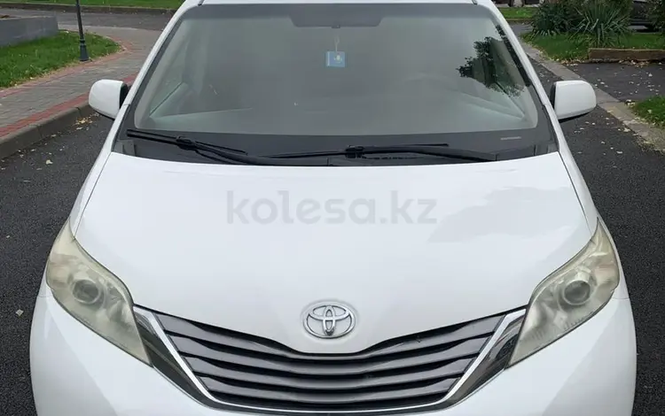 Toyota Sienna 2016 годаүшін11 800 000 тг. в Алматы