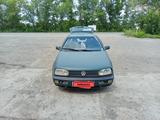 Volkswagen Golf 1996 годаfor1 700 000 тг. в Усть-Каменогорск