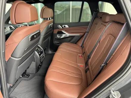 BMW X5 XDrive 40i 2025 года за 78 500 000 тг. в Алматы – фото 16