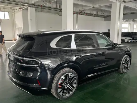 Zeekr 8x Ultra+ 2026 года за 43 500 000 тг. в Алматы – фото 11