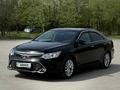 Toyota Camry 2015 годаүшін10 900 000 тг. в Актобе