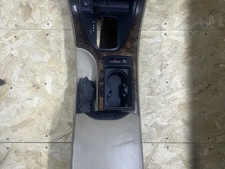 Центральная консоль (тоннель) салона BMW за 250 000 тг. в Алматы