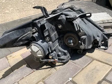 Передние фары с БИЛЕД В отличном состоянии за 110 000 тг. в Алматы – фото 4