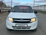 ВАЗ (Lada) Granta 2190 2012 годаүшін2 000 000 тг. в Семей