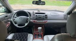 Toyota Camry 2005 годаүшін5 400 000 тг. в Астана – фото 3