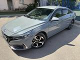 Hyundai Elantra 2021 года за 9 400 000 тг. в Алматы – фото 2