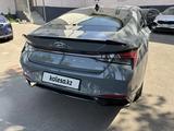 Hyundai Elantra 2021 года за 9 400 000 тг. в Алматы – фото 5