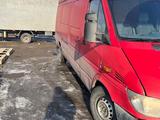 Mercedes-Benz Sprinter 2004 года за 5 500 000 тг. в Есик