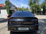 Hyundai Sonata 2022 годаүшін13 500 000 тг. в Алматы – фото 2