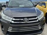 Toyota Highlander 2014 года за 12 000 000 тг. в Атырау