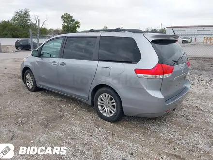 Toyota Sienna 2012 года за 4 500 000 тг. в Атырау – фото 4