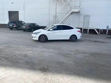 Hyundai Accent 2015 года за 4 850 000 тг. в Караганда – фото 3