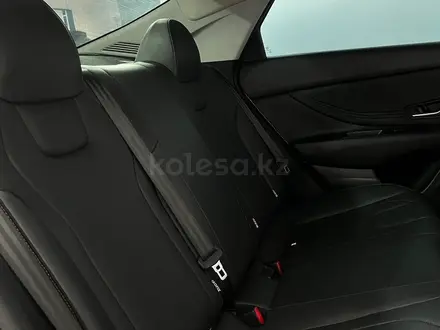 Hyundai Elantra 2023 года за 7 240 000 тг. в Караганда – фото 22