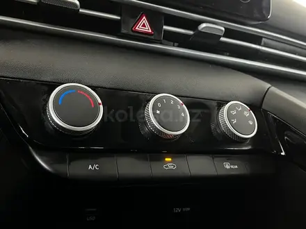 Hyundai Elantra 2023 года за 7 240 000 тг. в Караганда – фото 17